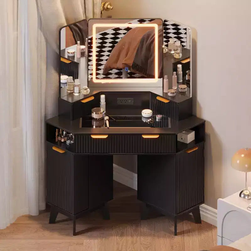 Coiffeuse d'angle cannelée de 48 pouces avec 3 miroirs, plateau en verre trempé, 3 tiroirs, 2 armoires et 2 étagères pour chambre à coucher ou dressing