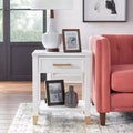 Table d'appoint moderne du milieu du siècle avec tiroir et étagère inférieure - MDF blanc et pieds en pin