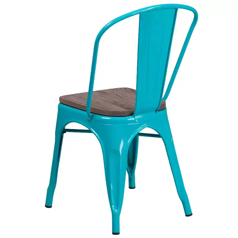 Chaise de bistrot empilable en métal coloré avec assise en bois - Capacité de 227 kg