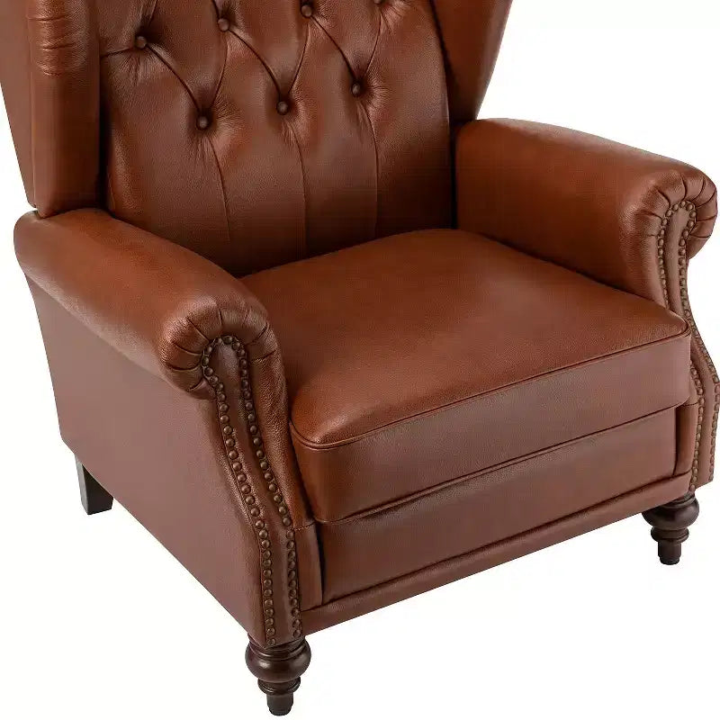 Fauteuil club en cuir véritable de 33 po – Dossier touffeté, garniture cloutée et pieds fuselés en bois