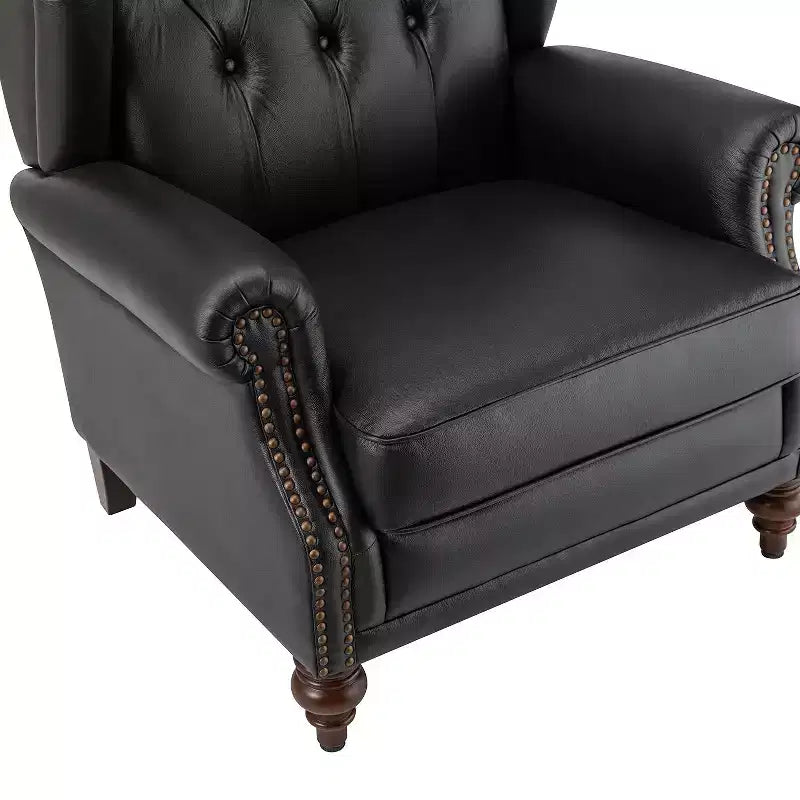 Fauteuil club en cuir véritable de 33 po – Dossier touffeté, garniture cloutée et pieds fuselés en bois